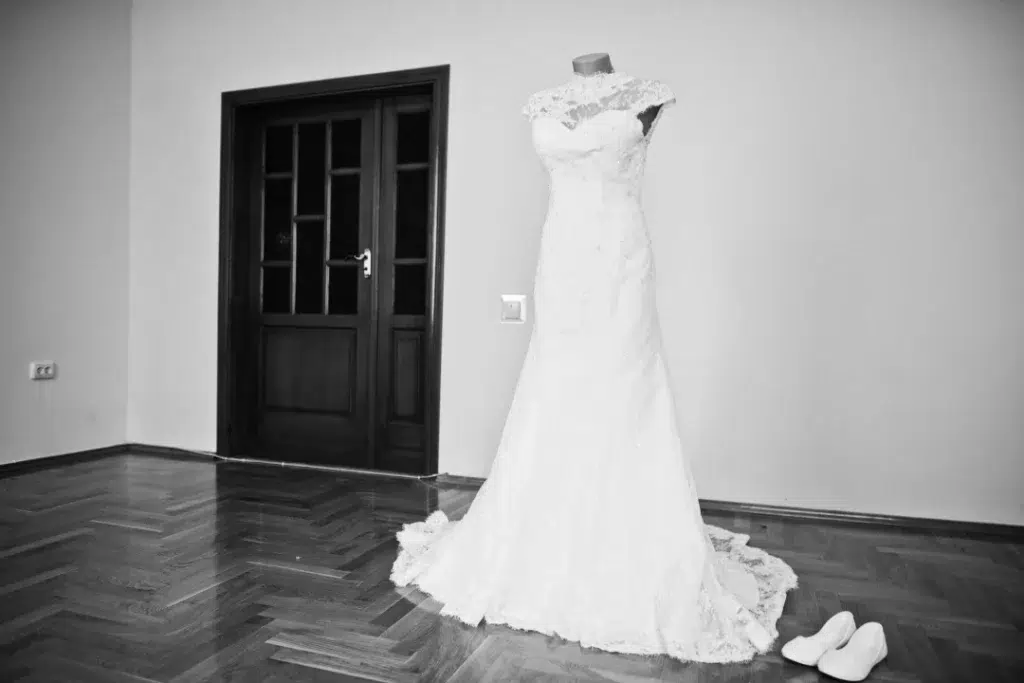 Mariages à l’étranger : quelles robes choisir pour la mariée, les demoiselles d’honneur et les invitées