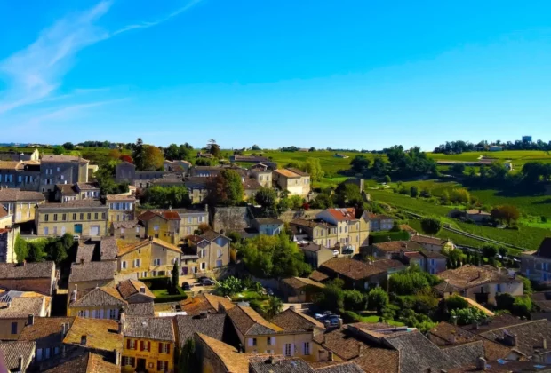 Que faire à Saint-Émilion lors d'un week-end œnotouristique ?