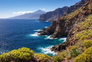explorez les paysages saisissants de la punta de teno à tenerife, un site naturel exceptionnel offrant des vues panoramiques, une nature préservée et une expérience inoubliable au cœur des canaries.