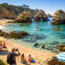 découvrez les activités incontournables à praia arrifes, un lieu parfait pour profiter de la nature, des plages magnifiques et des loisirs en famille ou entre amis.