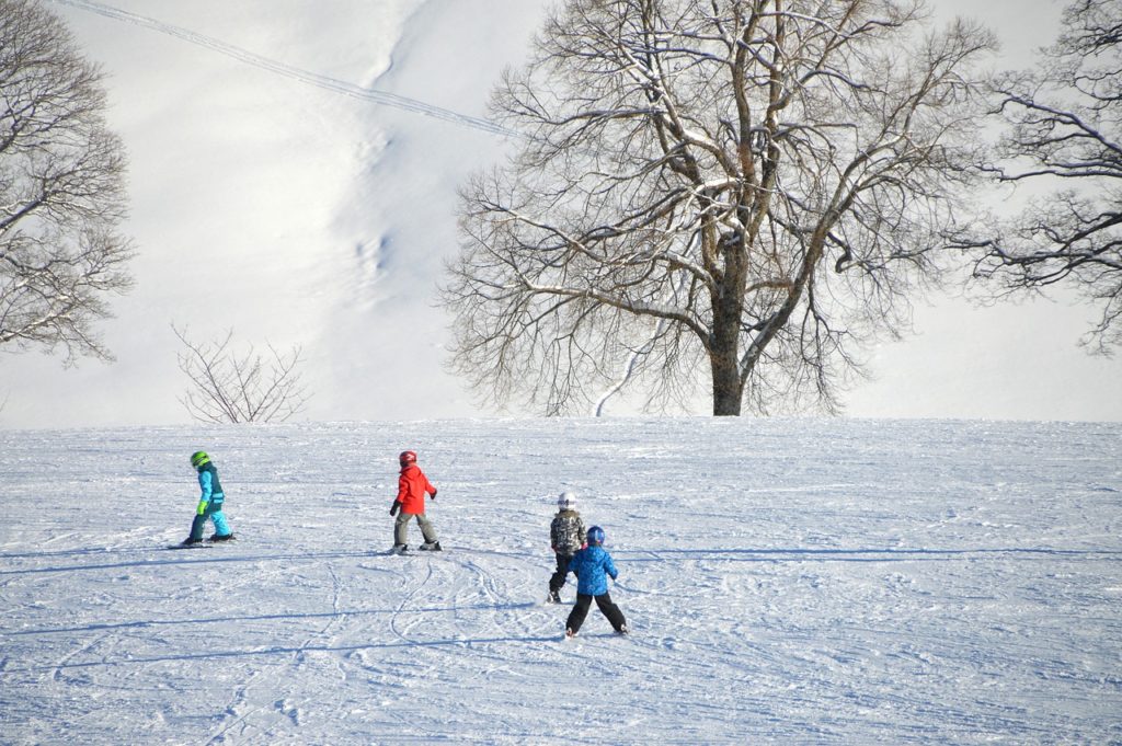 Enfant au ski
