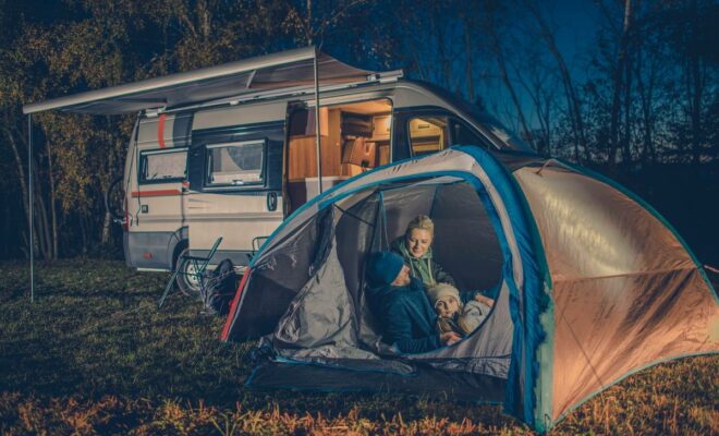 accompagnateur voyage camping car