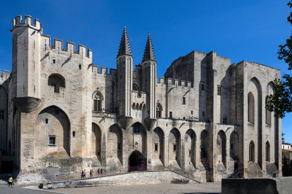 parking gare Avignon